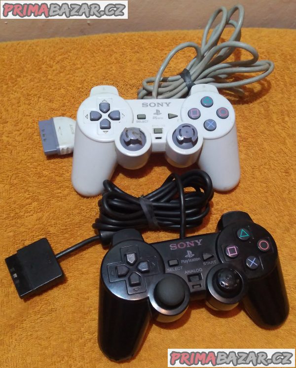 Sony PlayStation 2 slim - k opravě nebo na náhradní díly!!! Sony PlayStation 2 slim - k opravě nebo na náhradní díly!!!