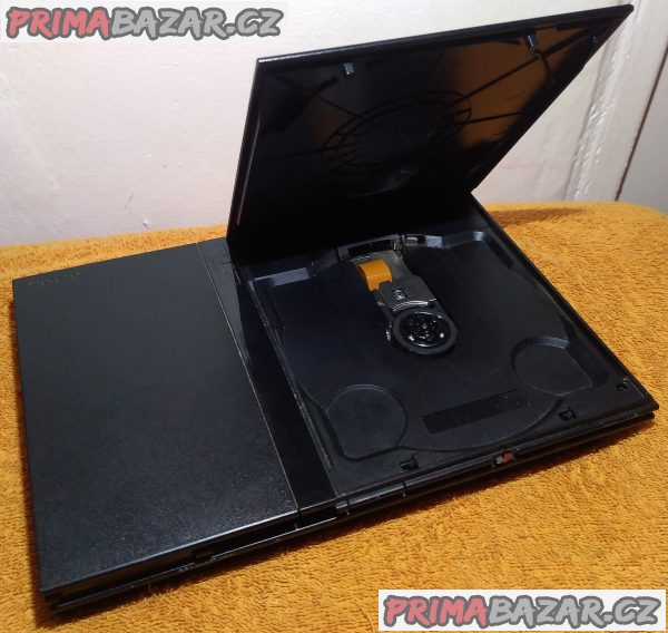 Sony PlayStation 2 slim - k opravě nebo na náhradní díly!!! Sony PlayStation 2 slim - k opravě nebo na náhradní díly!!!