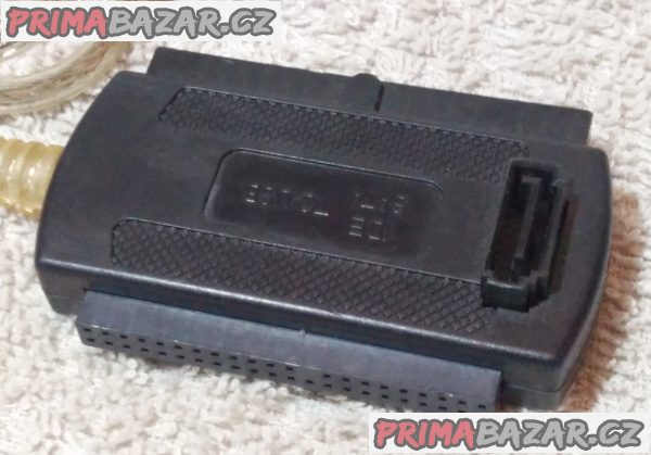 Externí napájecí zdroj 240V na 4-pin Molex 5-12V-2A s vypínačem + DÁREK!!! Externí napájecí zdroj 240V na 4-pin Molex 5-12V-2A s vypínačem + DÁREK!!!