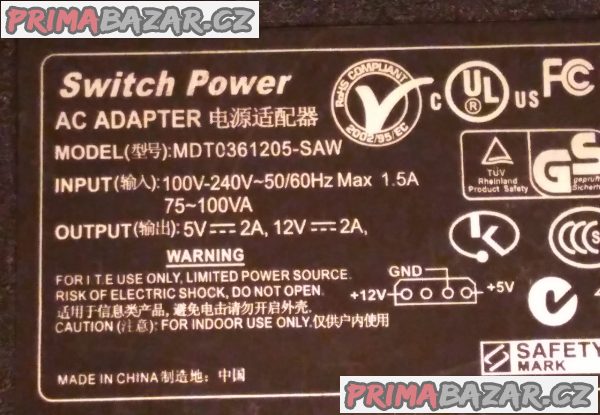Externí napájecí zdroj 240V na 4-pin Molex 5-12V-2A s vypínačem + DÁREK!!! Externí napájecí zdroj 240V na 4-pin Molex 5-12V-2A s vypínačem + DÁREK!!!