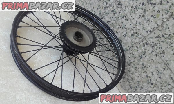 Cz 125t zadni kolo Cz 125t zadni kolo