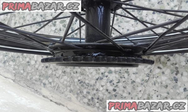 Cz 125t zadni kolo Cz 125t zadni kolo