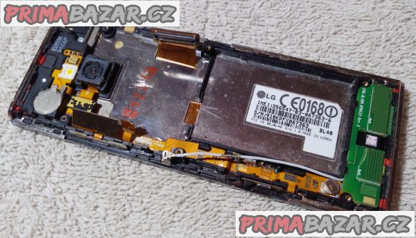Dotykový LG BL 40 Chocolate - displej a zadní kryt. Dotykový LG BL 40 Chocolate - displej a zadní kryt.