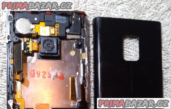 Dotykový LG BL 40 Chocolate - displej a zadní kryt. Dotykový LG BL 40 Chocolate - displej a zadní kryt.