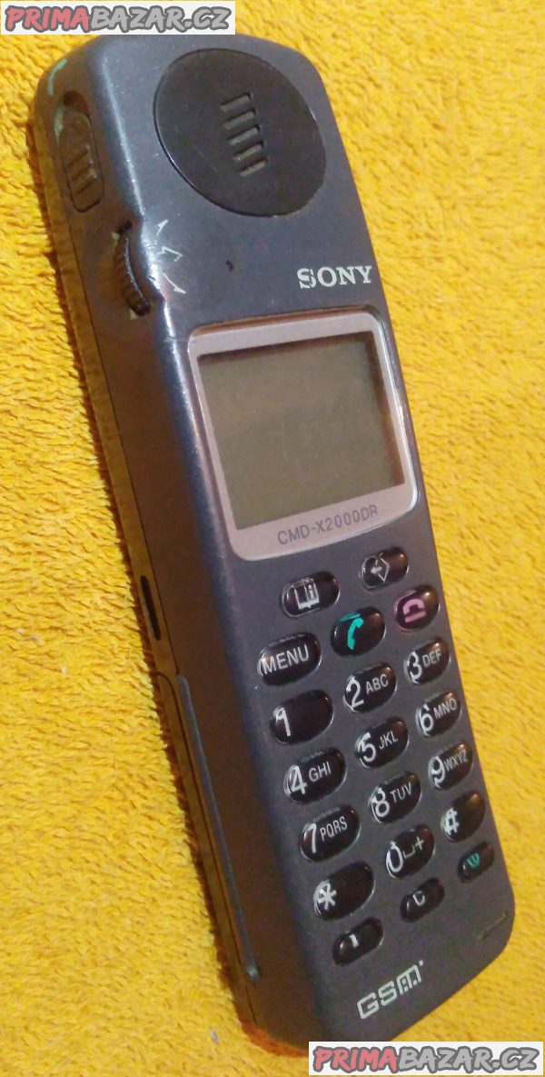 Sběratelský mobil SONY CMD-X2000DR!!! Sběratelský mobil SONY CMD-X2000DR!!!