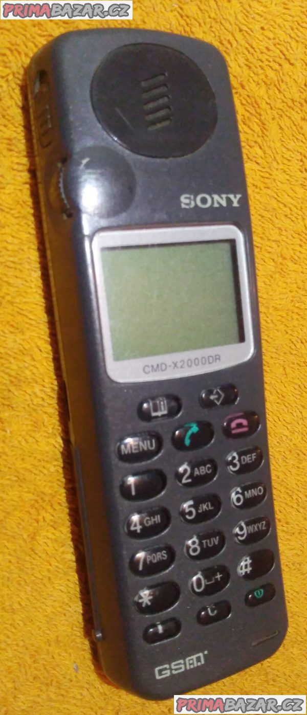 Sběratelský mobil SONY CMD-X2000DR!!! Sběratelský mobil SONY CMD-X2000DR!!!