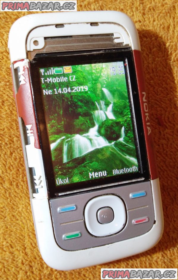 Vysouvací Nokia 5300 - funguje částečně. Vysouvací Nokia 5300 - funguje částečně.