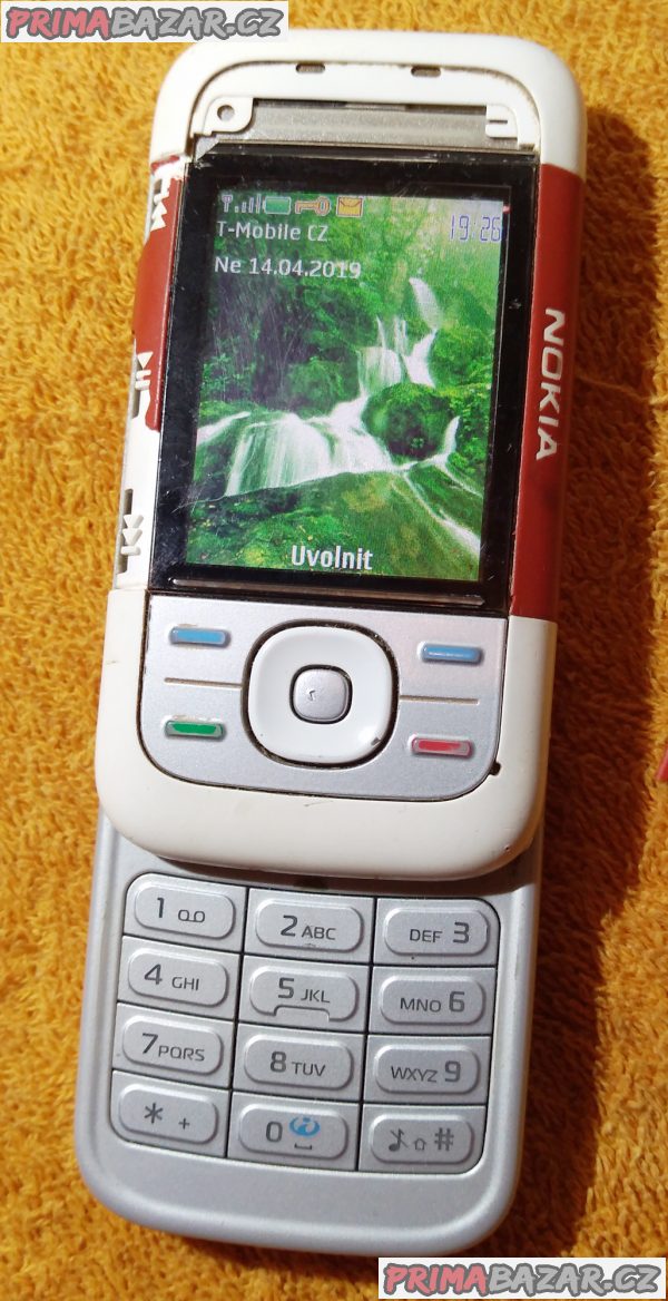 Vysouvací Nokia 5300 - funguje částečně. Vysouvací Nokia 5300 - funguje částečně.