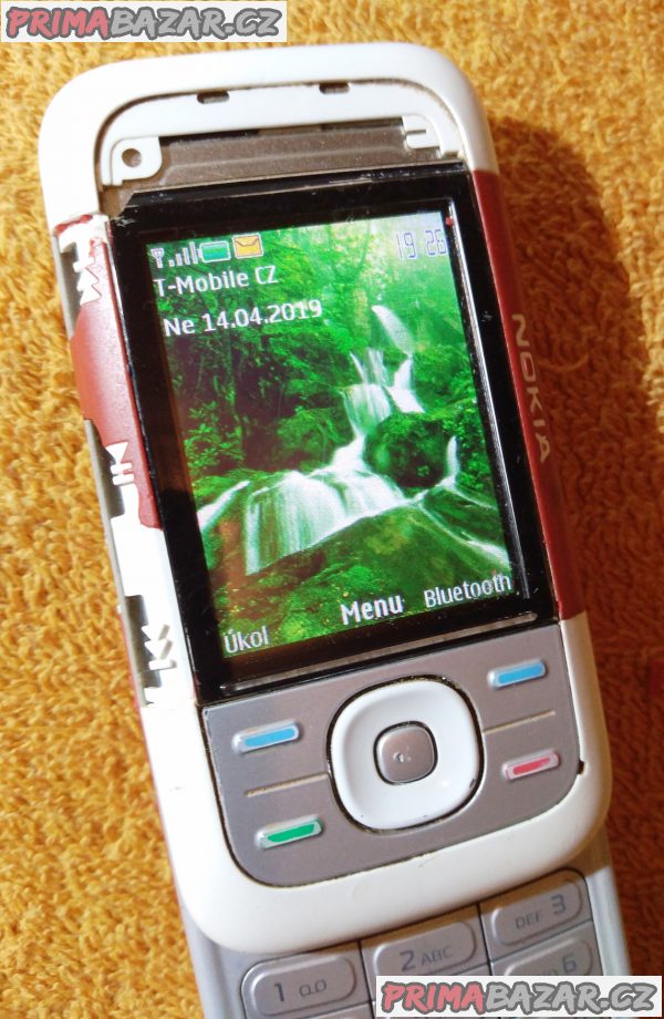 Vysouvací Nokia 5300 - funguje částečně. Vysouvací Nokia 5300 - funguje částečně.