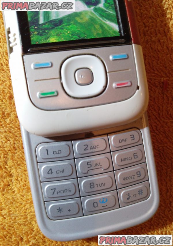 Vysouvací Nokia 5300 - funguje částečně. Vysouvací Nokia 5300 - funguje částečně.