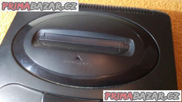 Konzole Sega Mega Drive II - občas funguje a občas nenačte hru!!! Konzole Sega Mega Drive II - občas funguje a občas nenačte hru!!!