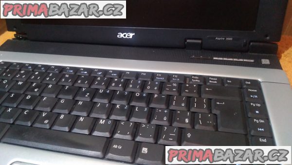 Notebook ACER Aspire 3000 - k opravě nebo na náhradní díly. Notebook ACER Aspire 3000 - k opravě nebo na náhradní díly.