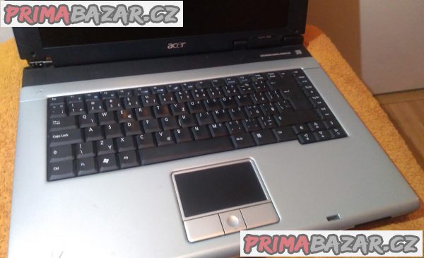 Notebook ACER Aspire 3000 - k opravě nebo na náhradní díly. Notebook ACER Aspire 3000 - k opravě nebo na náhradní díly.