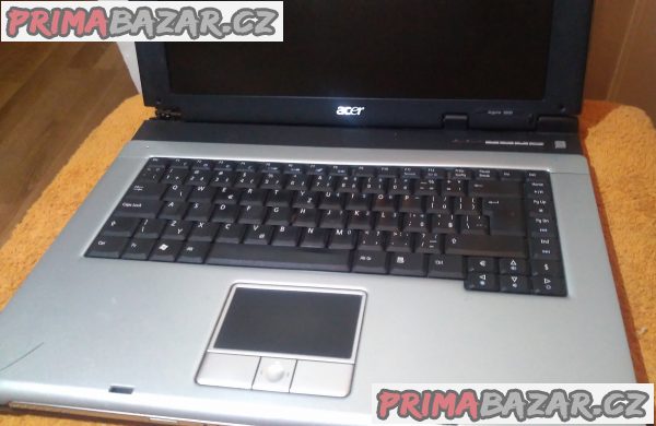 Notebook ACER Aspire 3000 - k opravě nebo na náhradní díly. Notebook ACER Aspire 3000 - k opravě nebo na náhradní díly.