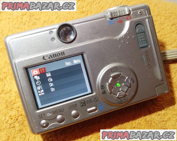 Digitální foťák a kamera Canon S230. Digitální foťák a kamera Canon S230.