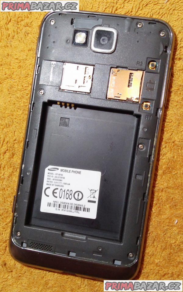 Samsung Ativ S - k opravě nebo na náhradní díly.