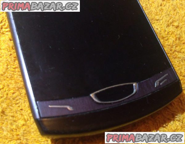 Samsung S8530 Wave II - k opravě nebo na náhradní díly. Samsung S8530 Wave II - k opravě nebo na náhradní díly.