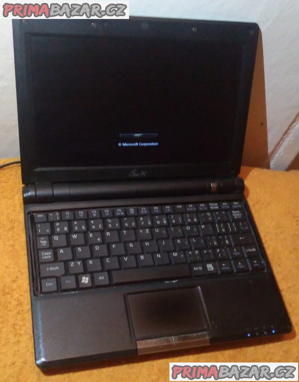 Netbook Asus Eee PC 900AX - chybná klávesnice + 7 DÁRKŮ!!! Netbook Asus Eee PC 900AX - chybná klávesnice + 7 DÁRKŮ!!!