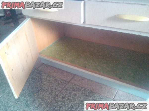 Retro skříňka Retro skříňka