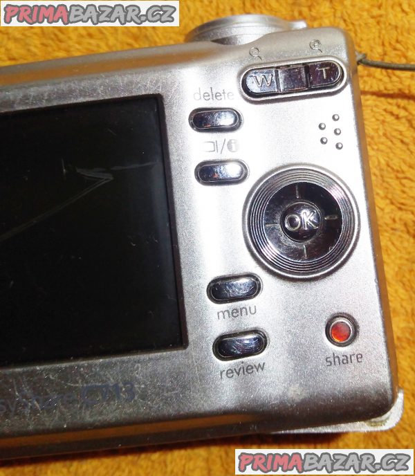 Digitální foťák Kodak EasyShare C713 - má 2 nedostatky. Digitální foťák Kodak EasyShare C713 - má 2 nedostatky.