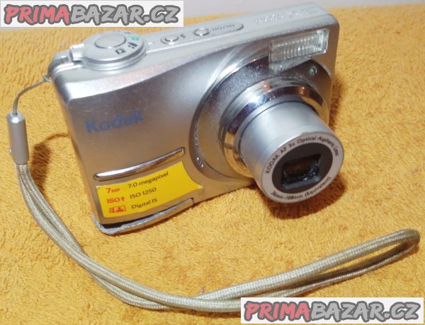 Digitální foťák Kodak EasyShare C713 - má 2 nedostatky. Digitální foťák Kodak EasyShare C713 - má 2 nedostatky.