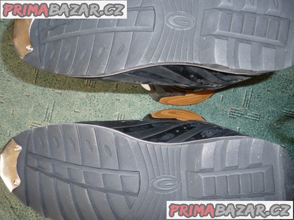 Nové motokrosové boty Nové motokrosové boty