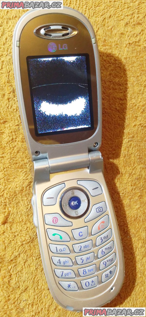 Výklopný LG C2200 - k opravě nebo na náhradní díly!!! Výklopný LG C2200 - k opravě nebo na náhradní díly!!!