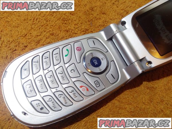 Výklopný LG C2200 - k opravě nebo na náhradní díly!!! Výklopný LG C2200 - k opravě nebo na náhradní díly!!!