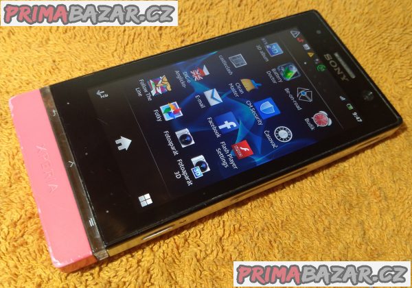 Sony Xperia U - velice hezký + 4 DÁRKY!!! Sony Xperia U - velice hezký + 4 DÁRKY!!!