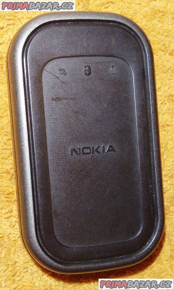 Bezdrátový externí GPS přijímač NOKIA LD-3W. Bezdrátový externí GPS přijímač NOKIA LD-3W.