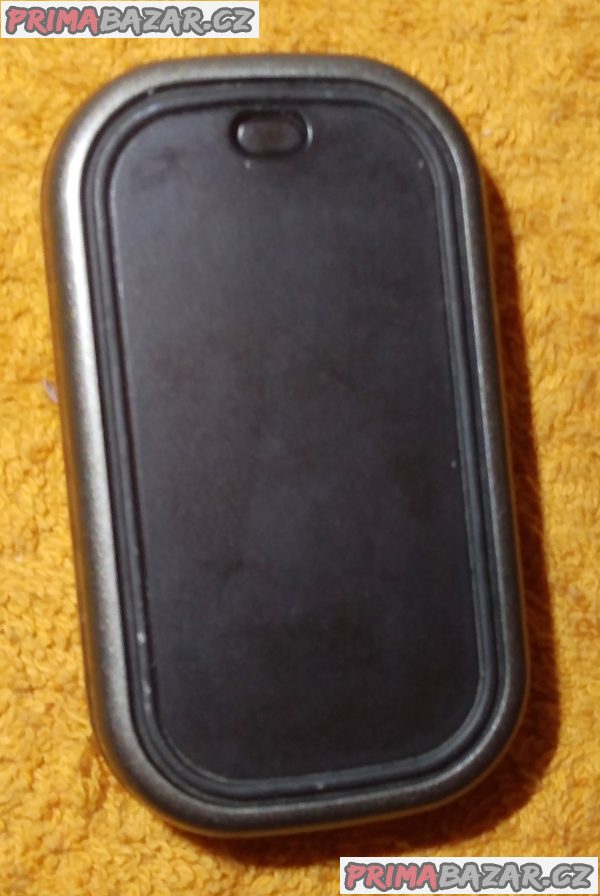 Bezdrátový externí GPS přijímač NOKIA LD-3W. Bezdrátový externí GPS přijímač NOKIA LD-3W.