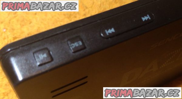 Multimediální MP5 přehrávač Sencor SPV 4430 - k opravě!!! Multimediální MP5 přehrávač Sencor SPV 4430 - k opravě!!!