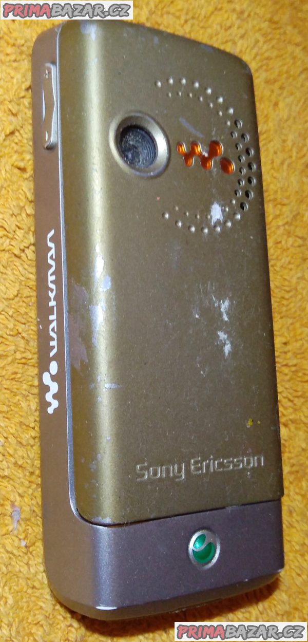 Sony Ericsson W200i - velice hezký + 4 DÁRKY!!! Sony Ericsson W200i - velice hezký + 4 DÁRKY!!!