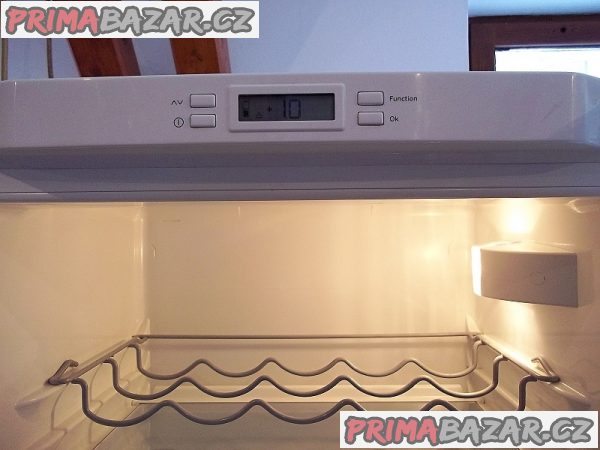 Lednice kombinovaná ELECTROLUX ERB36402W8