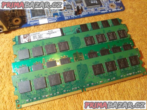 Zákl. deska Gigabyte GA-8I945P-G-RH + procesor a chladič a 4 GB RAM!!! Zákl. deska Gigabyte GA-8I945P-G-RH + procesor a chladič a 4 GB RAM!!!