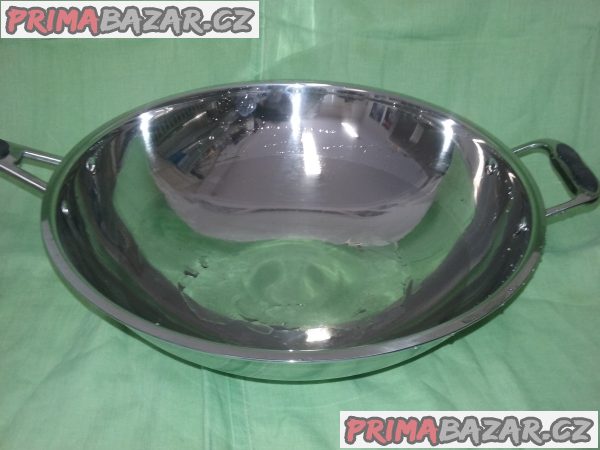 Kvalitní pánev WOK, sleva 40% Kvalitní pánev WOK, sleva 40%