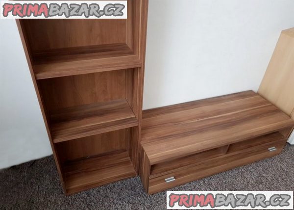 Zánovní skříň pod televizi + stejný regaál ! Zánovní skříň pod televizi + stejný regaál !