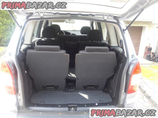 OPEL ZAFIRA 1.6 ELEGANCE 7-MÍST OPEL ZAFIRA 1.6 ELEGANCE 7-MÍST