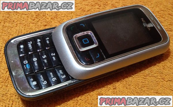 Výsuvná Nokia 6111 - k opravě nebo na náhradní díly!!! Výsuvná Nokia 6111 - k opravě nebo na náhradní díly!!!