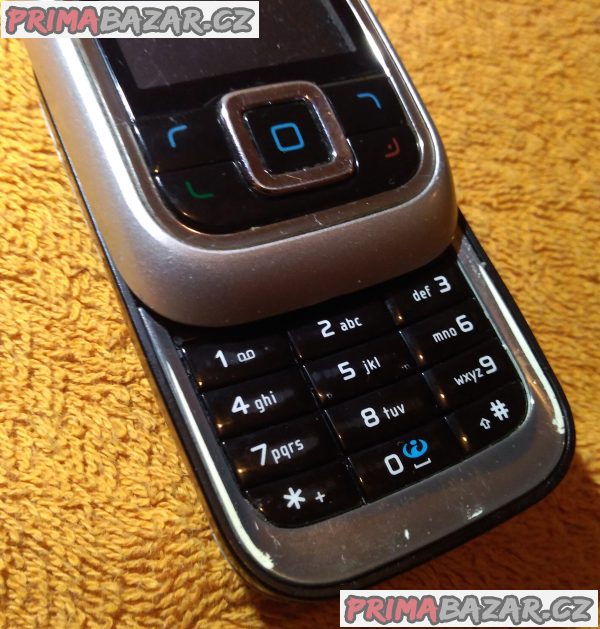 Výsuvná Nokia 6111 - k opravě nebo na náhradní díly!!! Výsuvná Nokia 6111 - k opravě nebo na náhradní díly!!!
