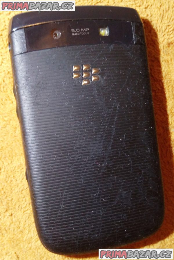 Výsuvný BlackBerry 9800 Torch - s poškoz. kontakty pod SIM!!! Výsuvný BlackBerry 9800 Torch - s poškoz. kontakty pod SIM!!!