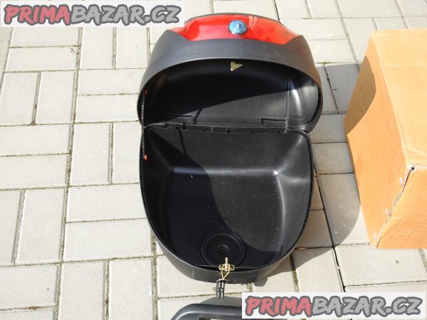 Motokufr 30 l včetně plotny Nový Motokufr 30 l včetně plotny Nový