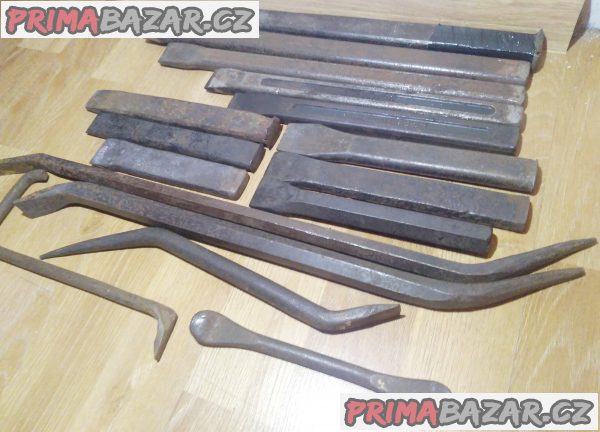 Sada kvalitních sekáčů a páčidel - 16 ks!!! Sada kvalitních sekáčů a páčidel - 16 ks!!!