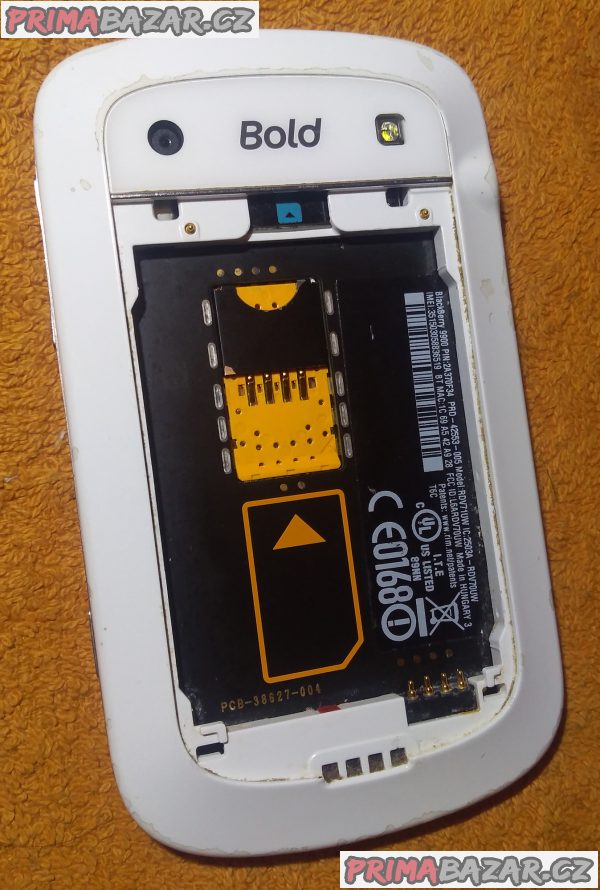 BlackBerry 9900 Bold - bez baterie!!! BlackBerry 9900 Bold - bez baterie!!!