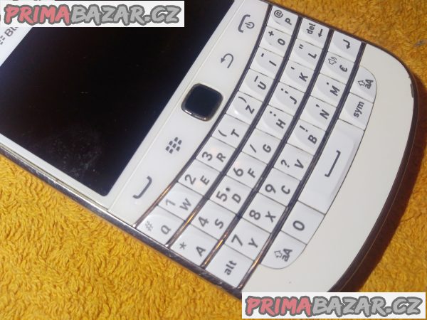 BlackBerry 9900 Bold - bez baterie!!! BlackBerry 9900 Bold - bez baterie!!!