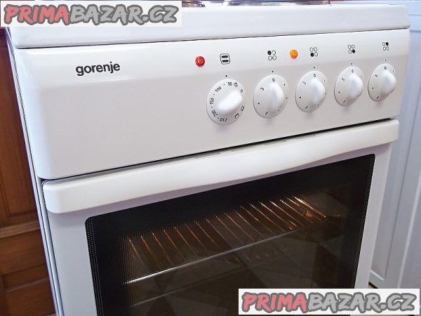 Sporák elektrický GORENJE šíře 50 cm