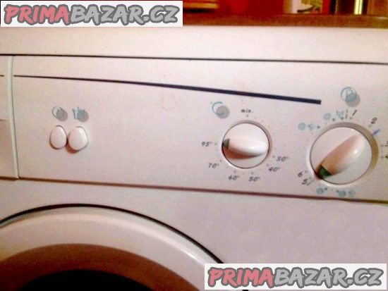 Prodám pračku Ignis s předním plněním. Prodám pračku Ignis s předním plněním.