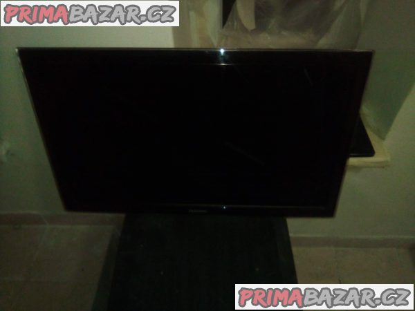 TV 125 cm a 125 a jedna 50 cm volejte – fotografie 8
