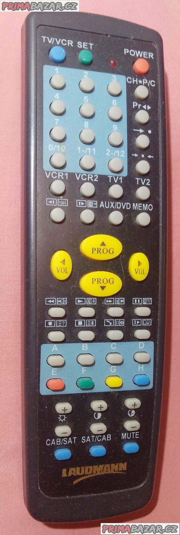 Univerzální dálkový ovladač Laudmann LM-365. Univerzální dálkový ovladač Laudmann LM-365.