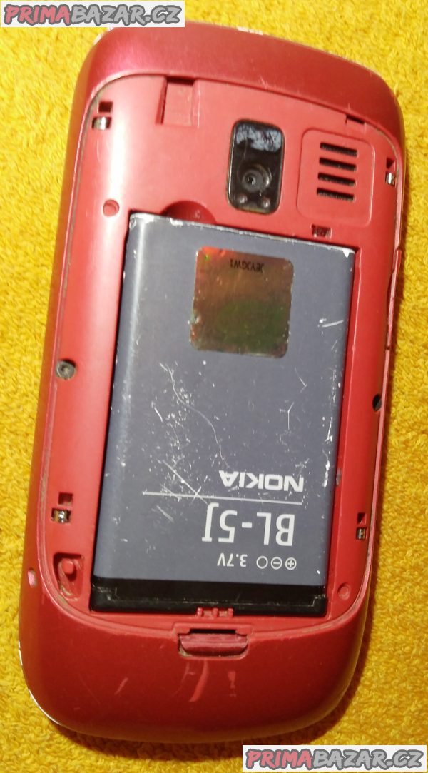 Nokia Asha 302 - funkční s 2 nedostatky!!! Nokia Asha 302 - funkční s 2 nedostatky!!!